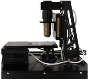 XY столик микроскопа с перемещающейся Z-осью